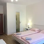 Przy Plazy Kamienna Gora