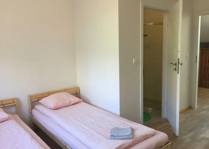 Przy Plazy Kamienna Gora *